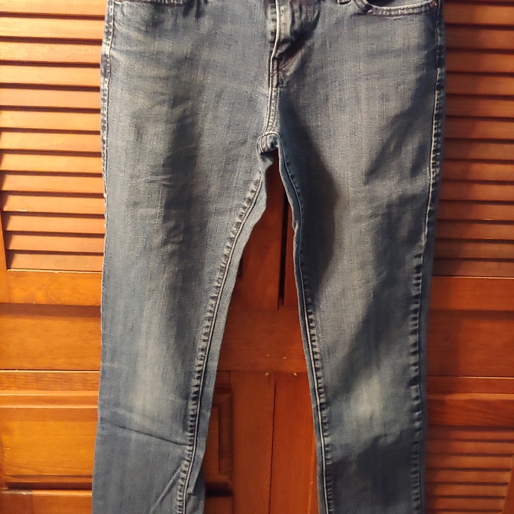 Levi jeans